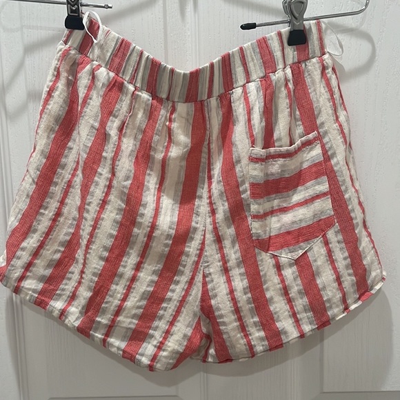 Love Riche Shorts
Excellent Conditions 
Size M
#482C - Picture 2 of 8